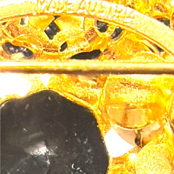 Gold and Blue Crystal Floral Brooch - Picture 2 of 4